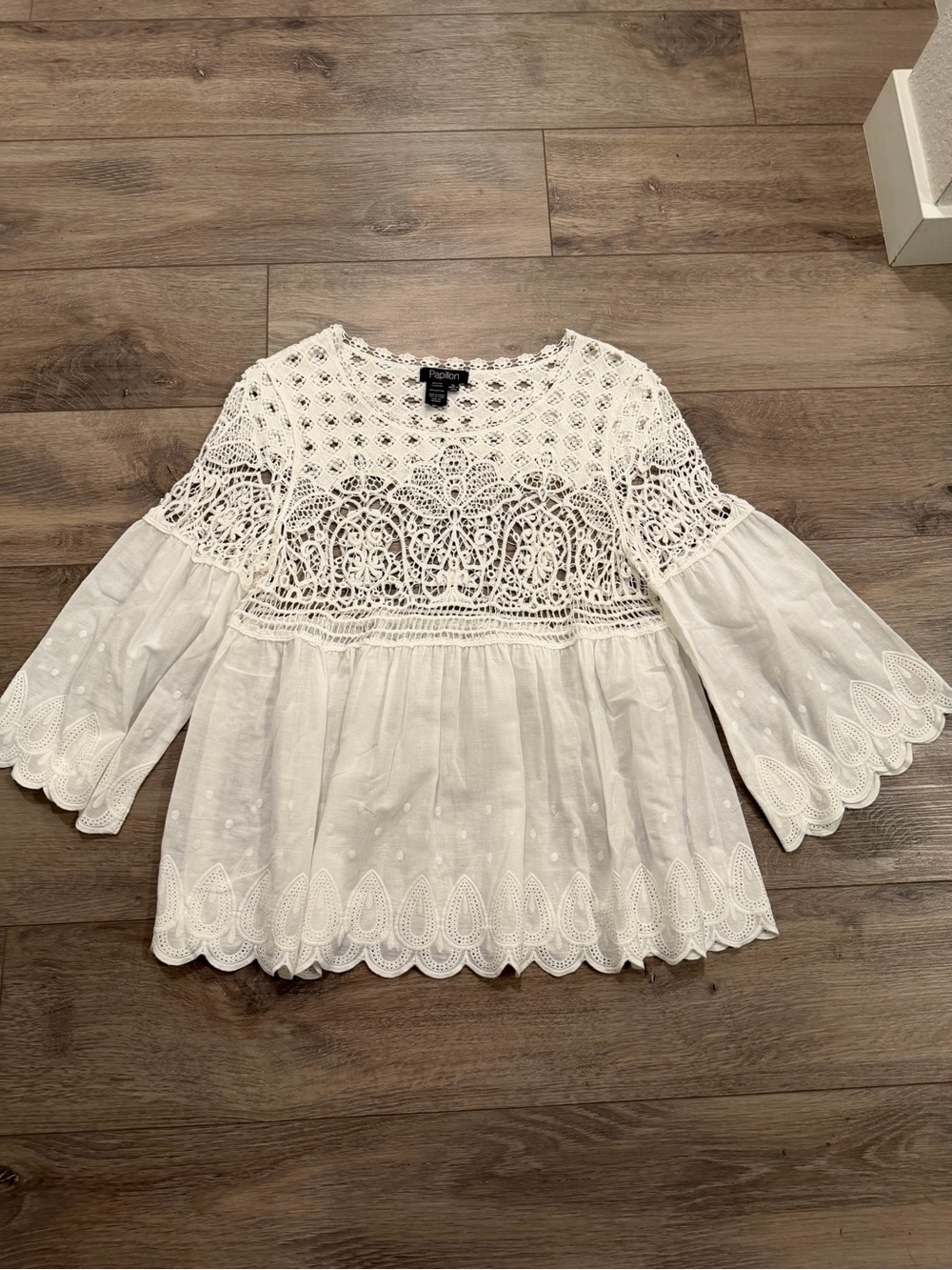 Papillon Blanc White Crochet Lace Peasant Top